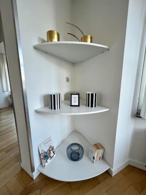Bellevue - Grand Appartement Pour 5 Sur Les Quais De La Meuse Льеж Экстерьер фото
