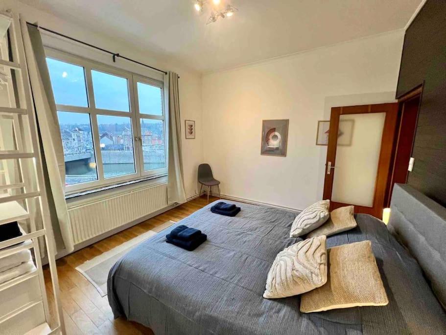 Bellevue - Grand Appartement Pour 5 Sur Les Quais De La Meuse Льеж Экстерьер фото