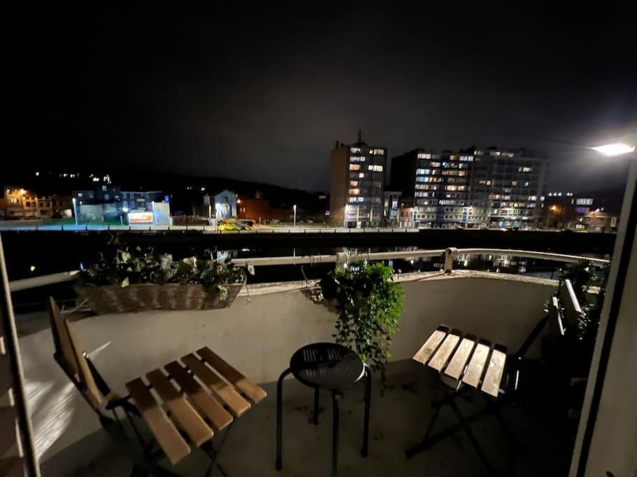 Bellevue - Grand Appartement Pour 5 Sur Les Quais De La Meuse Льеж Экстерьер фото